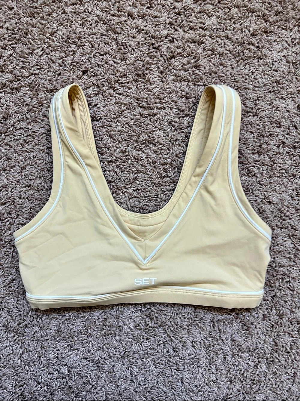 SET Active Hamptons Sports Bra in Yellow Size Medium Like New